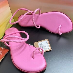 Havianas Una Pitanga in Pink Glow Colorway NWT US Women’s 10/Men’s 8.5 / EU 41